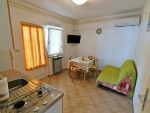 Rooms with Breakfast & Apartment Valentin