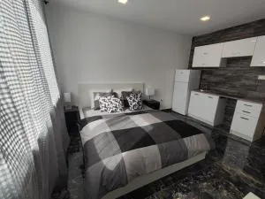 Súkromný luxusný apartmán - Biskupová