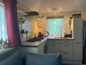 B en B Op Steendam, Tuinkamer onder de appelboom