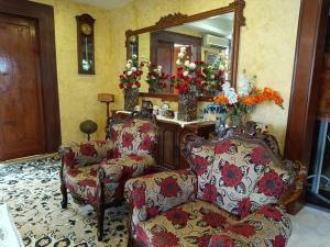 Omar Little Palace - 10 Bedroom Homestay Seremban