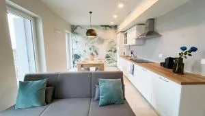 Seafront Modern Farmont Acquamarine Suite - Pellestrina