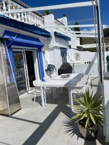 Bella Vista Beach Club Sea Views