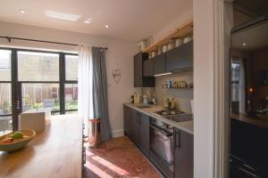 Cosy Stylish house near Southend - Pass the Keys