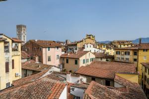De Nobili Penthouse Apartment with Elevator in Lucca img33