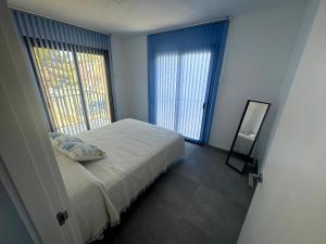 Apartamento en Vera Playa con piscina junto al Mar