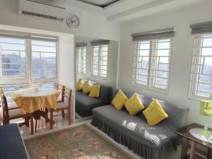 Victoria De Morato Staycation