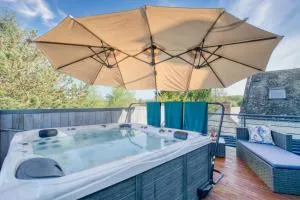 Jacuzzi et Vue sur Loire - Maison d'hôtes L'Odyssée - 布尔格伊