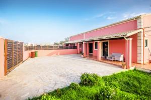 Amaryllis Boutique Apartments