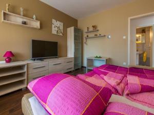 APARTMAN CLOSE TO SANDY BEACH