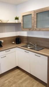 Viel Harmonie - Moderne Ferienwohnung nahe Steinhude mit Terrasse