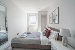 Modern 1 Bedroom Apartment in Central Eastleigh