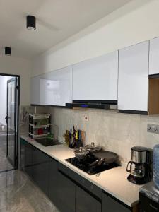 Modern 2 bedroom in the heart of kilimani