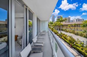 Beachwalk -1 Bedroom With Kitchen Pool And Gym