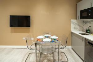 Kensington Courtyard