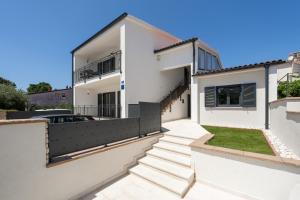 Luxury Apartments Villa San Avia