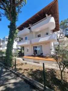 Beachfront BLUE WAVE VILLA in Private Villa Resort Qerret, Albania - Divjakë