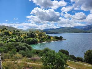 sparton amfilohias παραθαλάσσιο εξοχικό Filoxenia