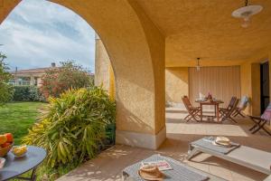 Appartements location de vacances figuier avec jardin barbecue piscine chauffee a Calvi : photos des chambres