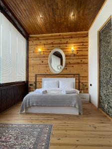 AHO 103 dağ manzaralı oda