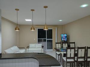 Yolanda 401 - Pertinho da praia e de todas comodidades