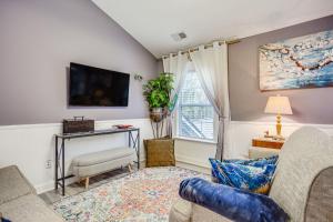 Waleska Loft Stocked Kitchen and Breakfast Included