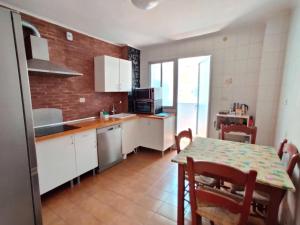 Piso Grande cerca Playa con 5 Aires Acondicionados