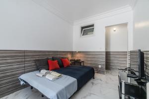 Terrace & Barbecue Apartment in Alameda Downtown