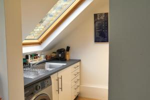 Top Floor Apartment in Islington