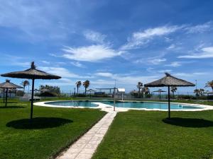 Moderno Apartamento Primera Línea Playa de La Barrosa by ChiclanaDreams