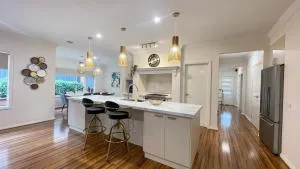 StayAU 4BRM Chic Urban Retreat - Lang Lang