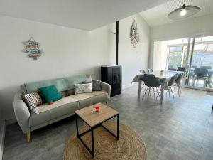 Maisons de vacances Maison Bretignolles-sur-Mer, 3 pieces, 6 personnes - FR-1-231-240 : photos des chambres