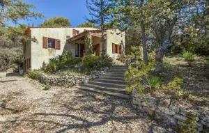 Beautiful Home In Apt - Apt