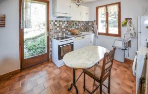 Beautiful Home In Apt