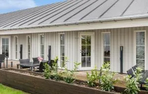 Stunning Apartment In Væggerløse - Нюкёбинг-Фальстер