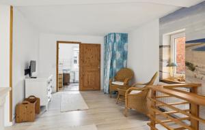 2 Bedroom Gorgeous Apartment In Malchow