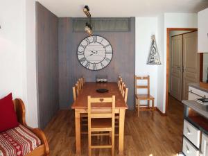 Les Orres 1800 - Grand appart 3 pièces, 8 pers, piscine chauffée, sauna - FR-1-322-605