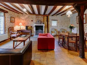 Maisons de vacances Gite Crucheray, 4 pieces, 8 personnes - FR-1-491-367 : Maison de Vacances