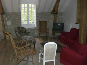 Demeure de caractère avec piscine chauffée en Touraine - FR-1-491-347