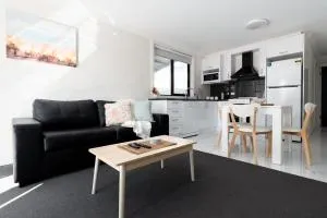 Riverside Gem with Parking and WiFi - Alanvale