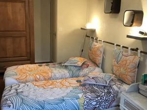 Maisons de vacances Gite Tour-en-Sologne, 3 pieces, 4 personnes - FR-1-491-395 : photos des chambres