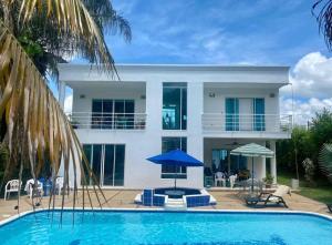 CASA QUINTA VILLA EN MELGAR