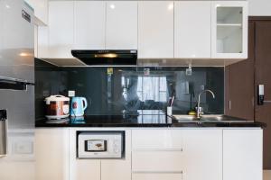 Kandy in Rivergate Luxury Apartment - near Ben Thanh market