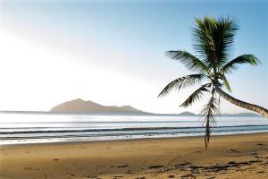 Beachfront Apartment 1 Beachfront Haven - 2 bed