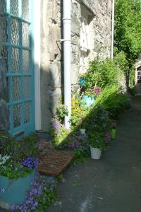 2-Bedroom cottage in Barmouth old town with sea views