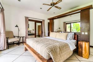 Virginia villa 4BR 5min walk to beach with assistant villa and pick up from airport and security