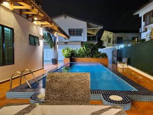 The Birds Nest Holiday Villa Port Dickson