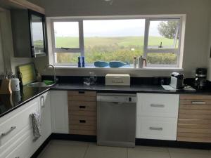 Sunshine Modern Retreat