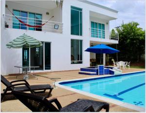 CASA QUINTA VILLA EN MELGAR