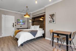 ODDSSON Downtown Hotel