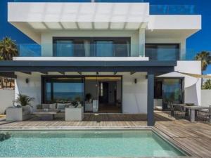 Villa with 6 bedrooms in Marbella, Costa del Sol
